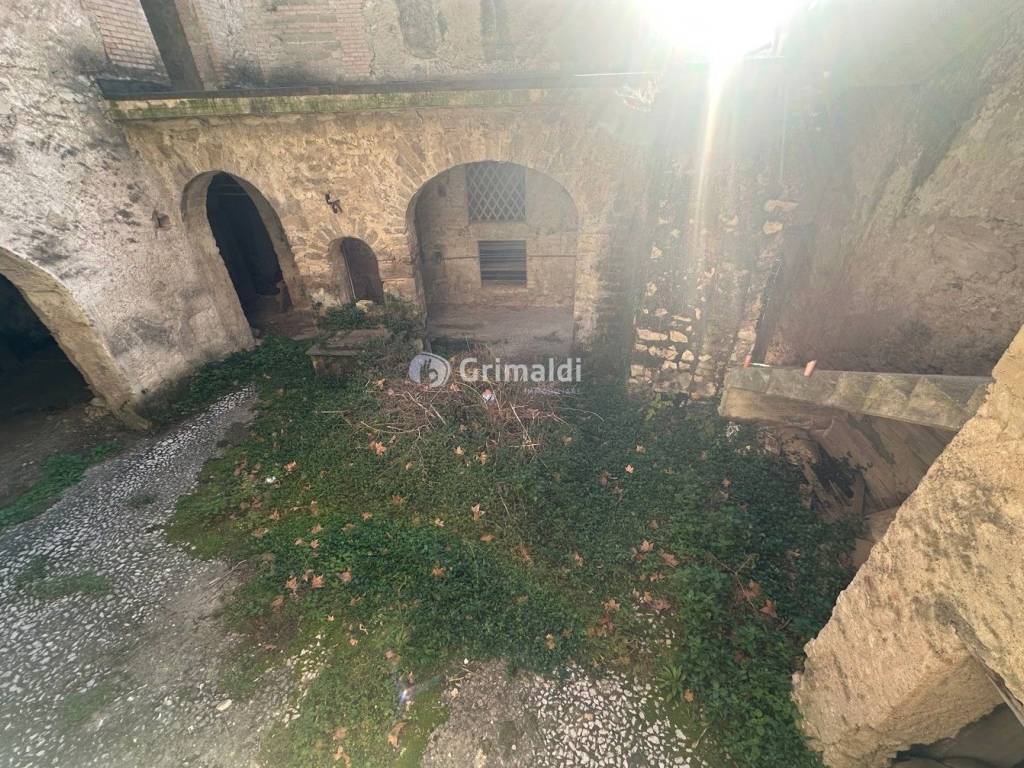 Palazzo / stabile a Lauro in Piazza Francesco e Chiara D'Assisi, 1 - Foto 4