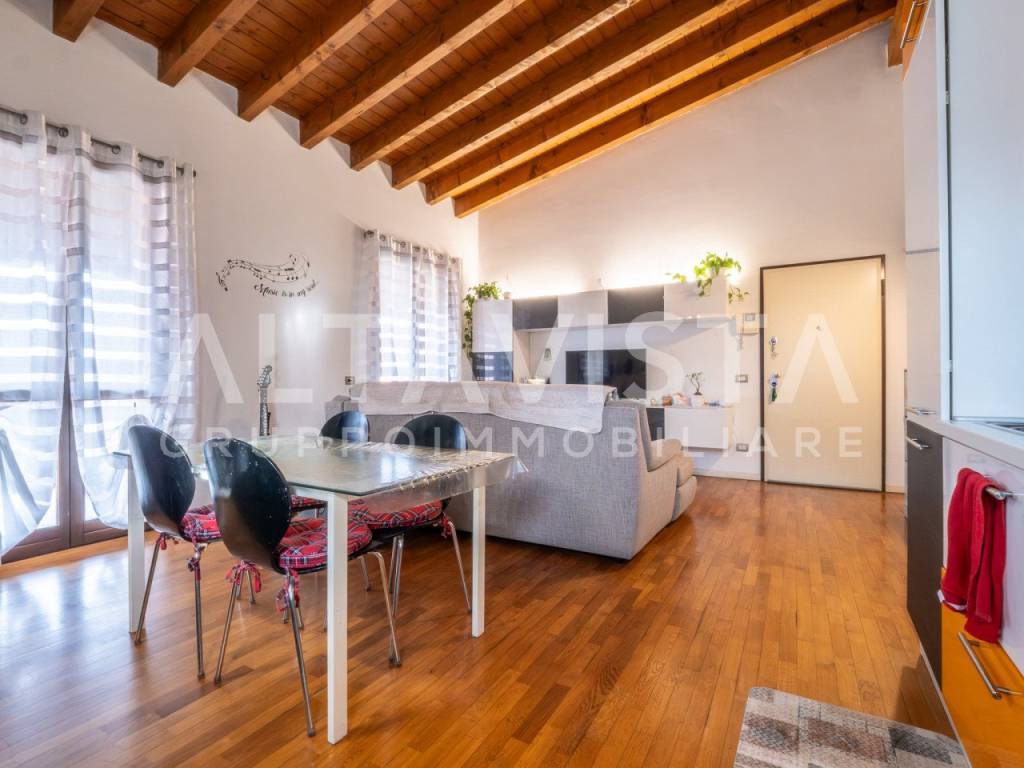 Appartamento a Rezzato in Via Gardesana - Foto 5