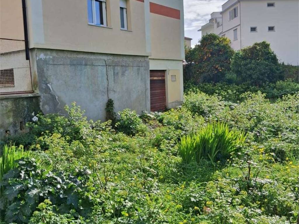 Box / garage a Formia - Foto 2