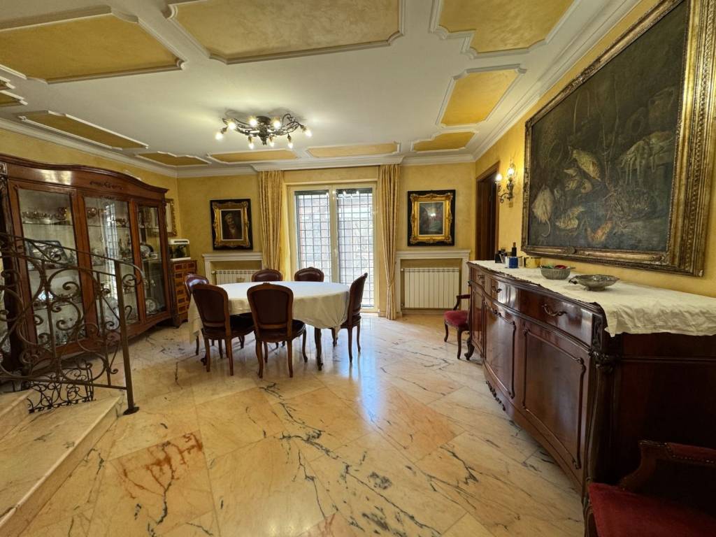 Villa a Frascati in Via Tuscolana Vecchia, 105 - Foto 2