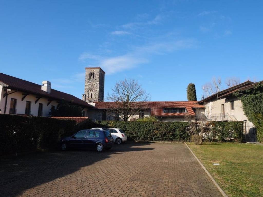 Appartamento a Luvinate in Via Vittorio Veneto, 55 - Foto 2