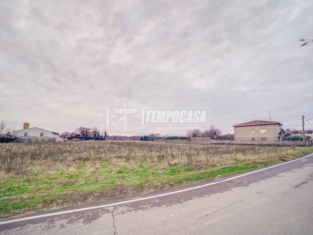Terreno a Fagnano olona in Via Ortigara 29 - Foto 4