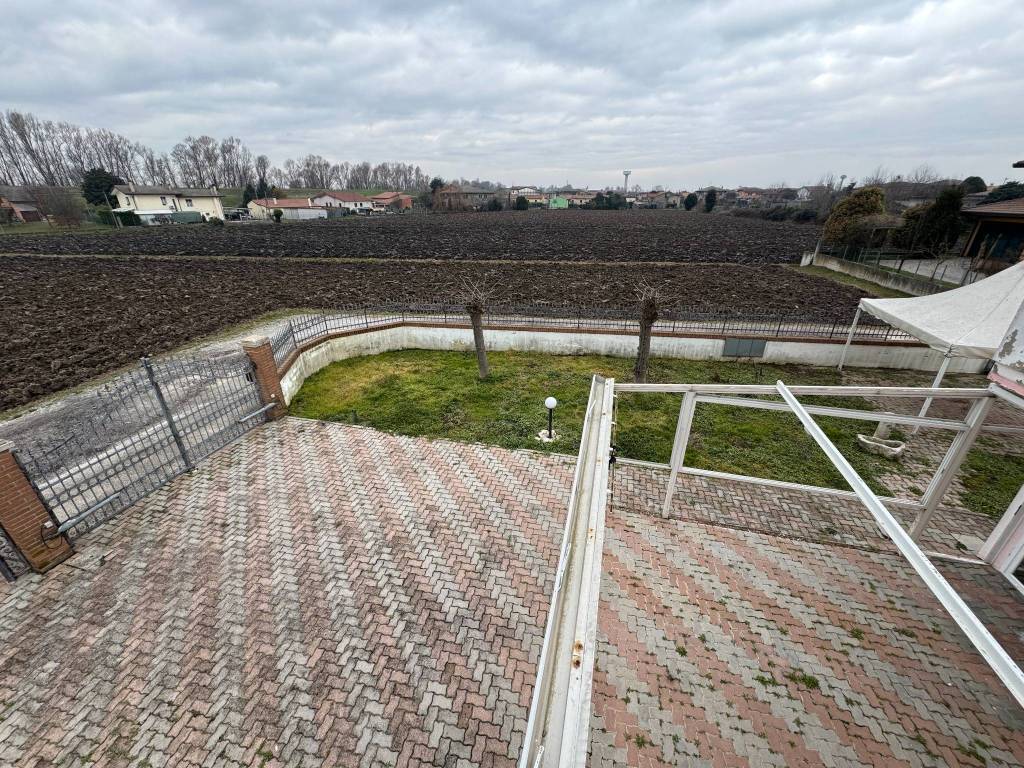 Villa a Cavarzere in Via 2 Giugno, 138 - Foto 2