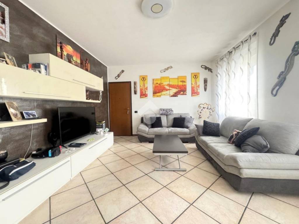 Appartamento a Cesate in Via italo svevo, 14 - Foto 2