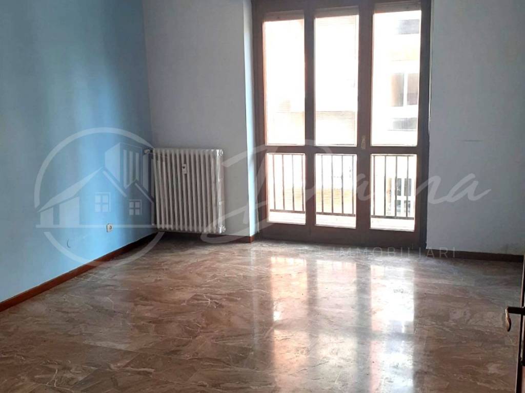 Appartamento a Asti in Via Duca degli Abruzzi - Foto 2