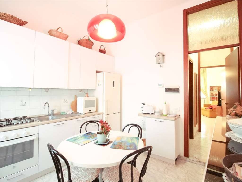 Appartamento a Paderno dugnano in Via Reali, 68 - Foto 3