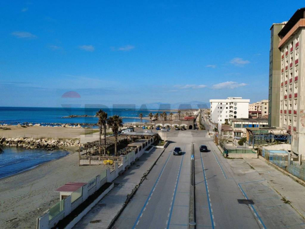 Appartamento a Castel volturno in Via Claris - Foto 2