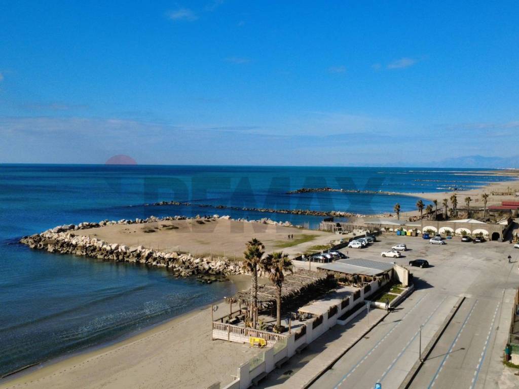 Appartamento a Castel volturno in Via Claris - Foto 3