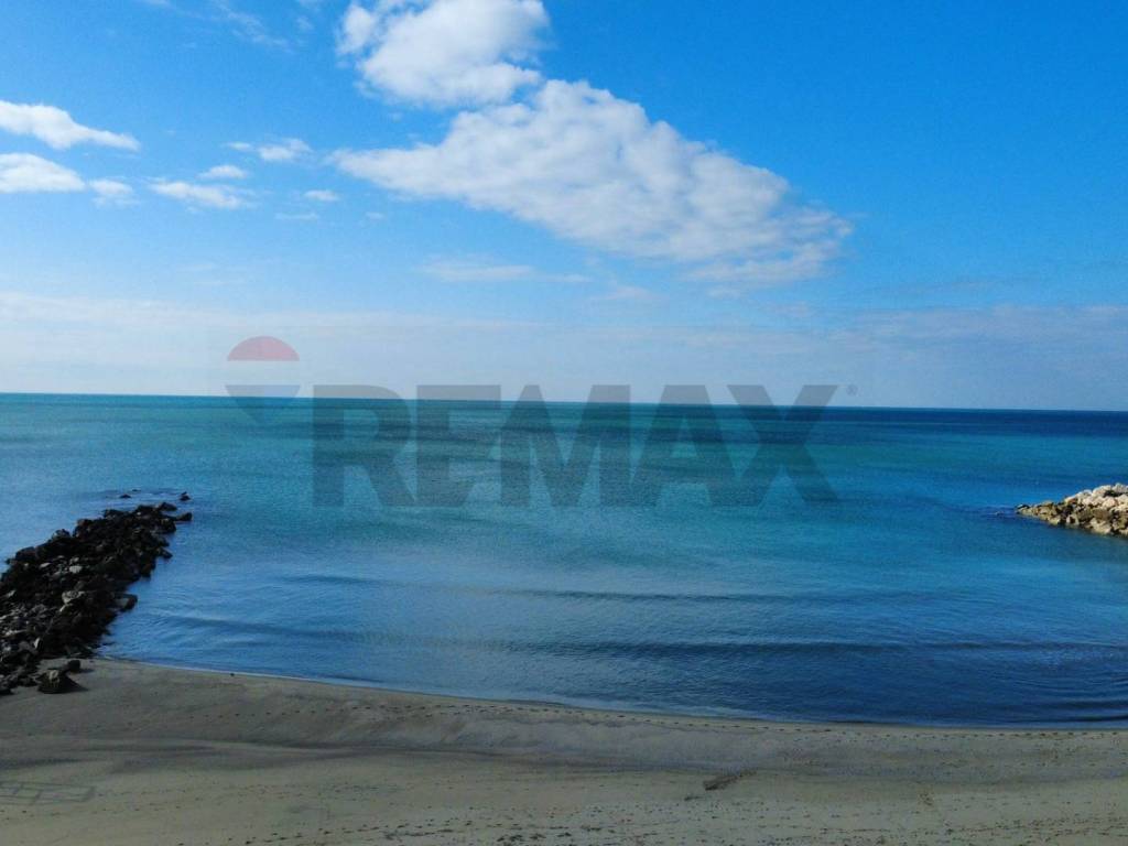 Appartamento a Castel volturno in Via Claris - Foto 5