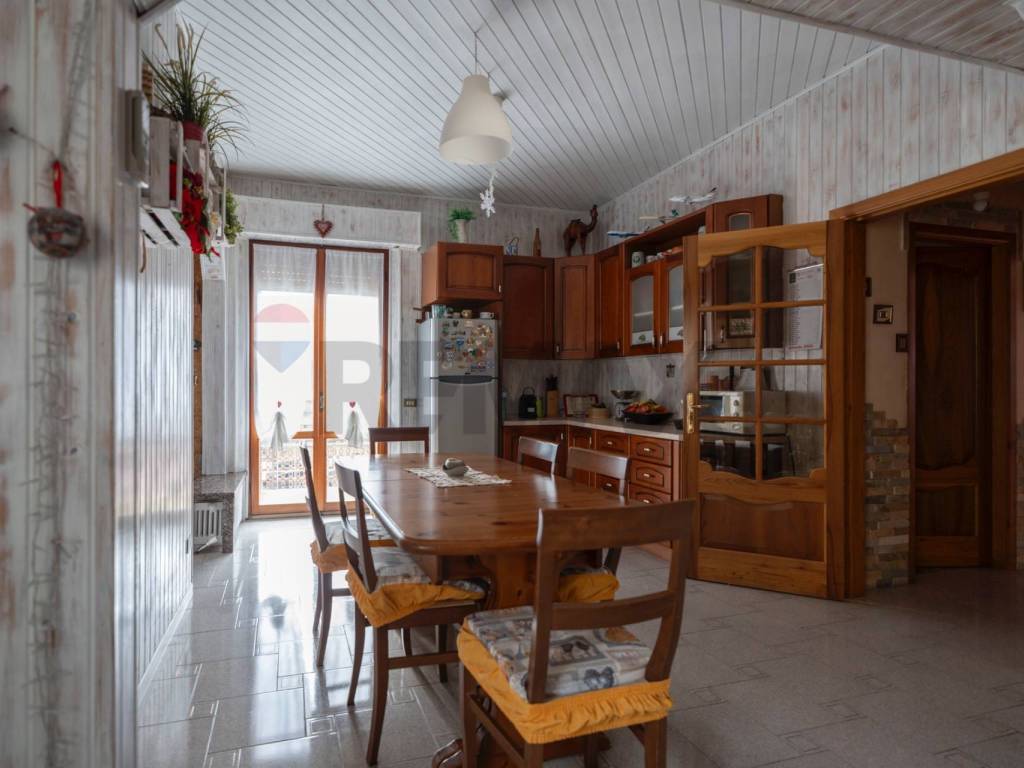 Appartamento a Falconara marittima in VIA VITTORIO VENETO, 12 - Foto 3