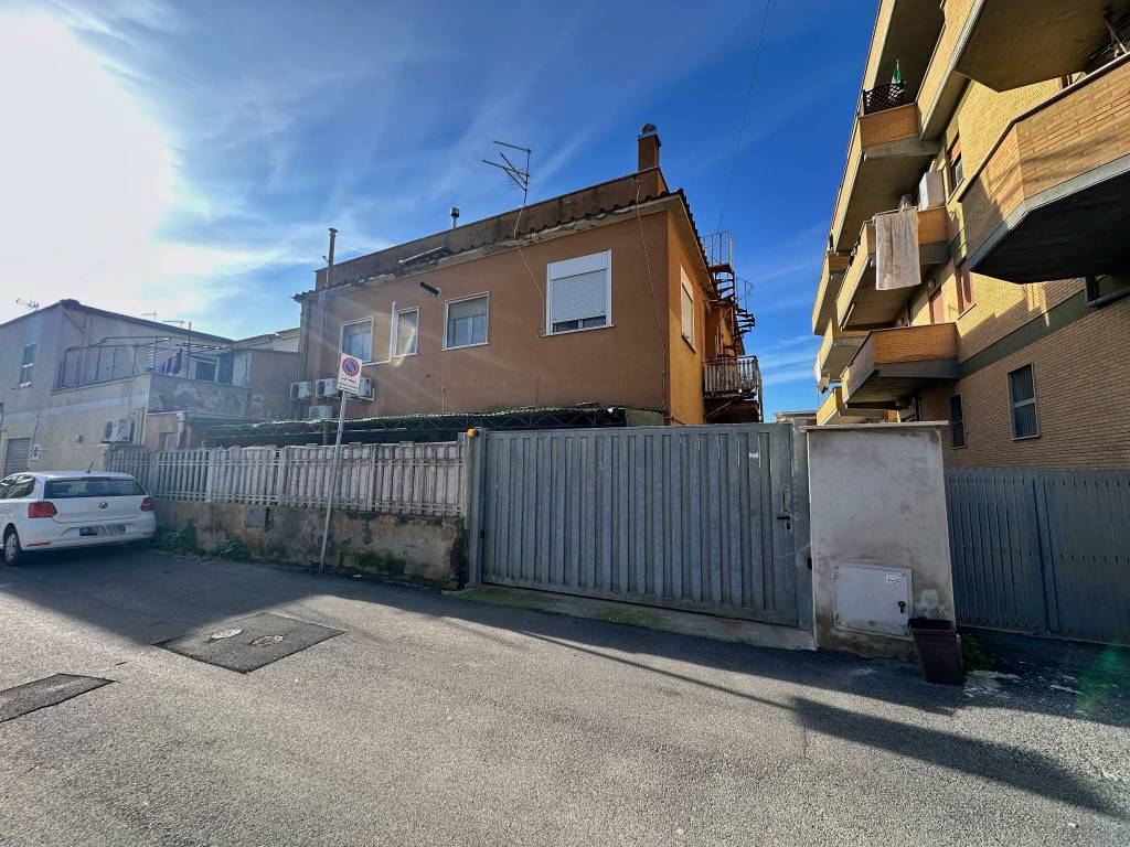 Appartamento a Fiumicino in Via di Villacidro - Foto 4