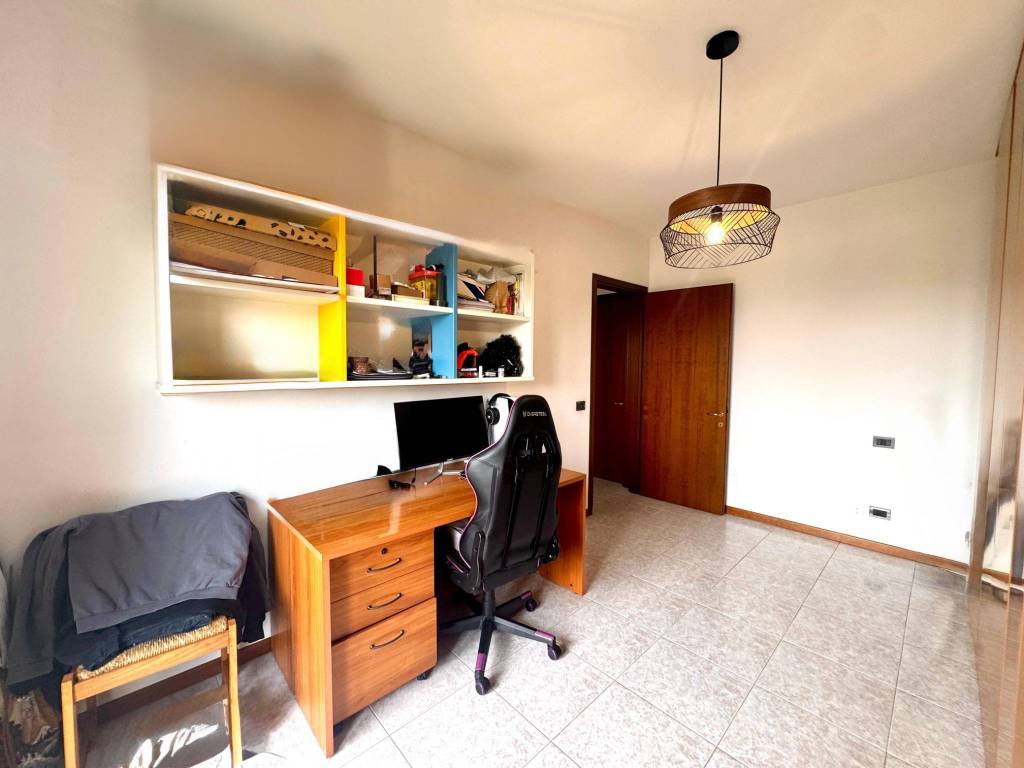 Appartamento a Montecchio maggiore in Via Monte Grappa - Foto 5