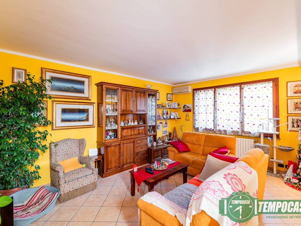 Villa a Lodi vecchio in Via Giosuè Carducci, 17 - Foto 2