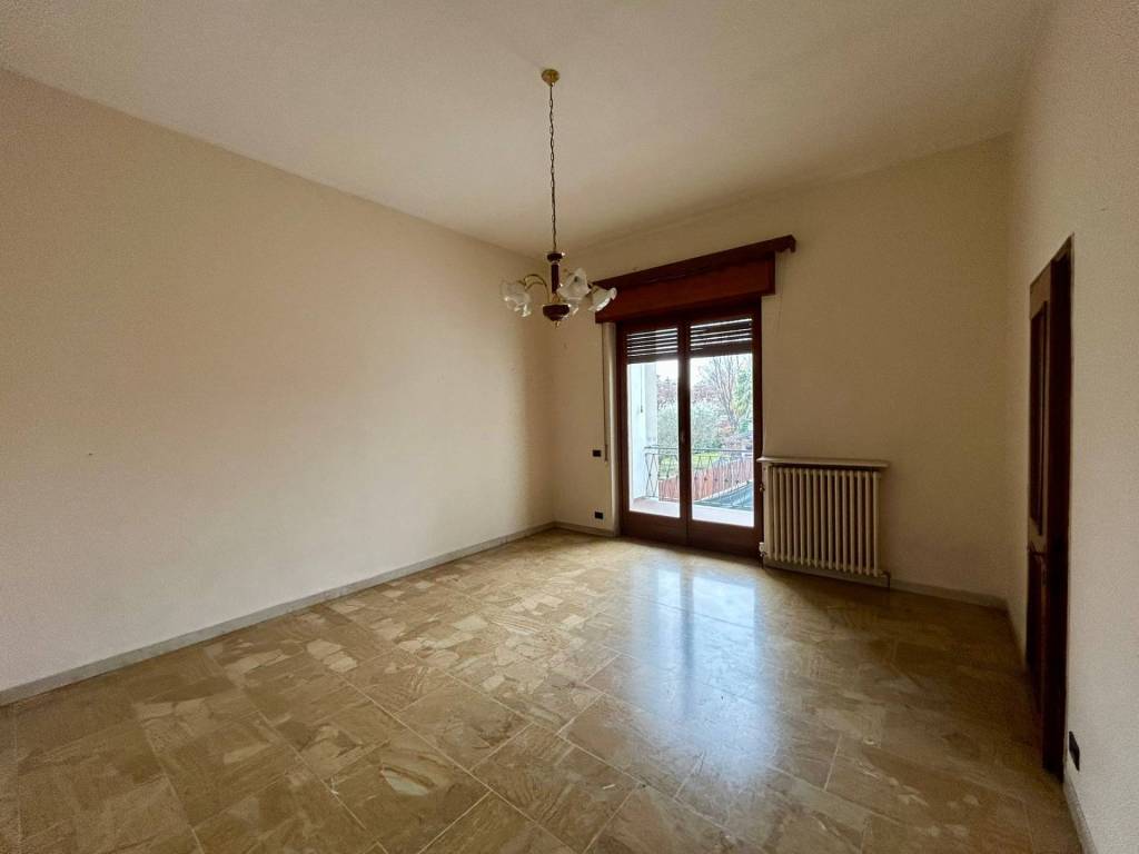 Appartamento a Gallarate in VIA MONTE LEONE, 29 - Foto 2