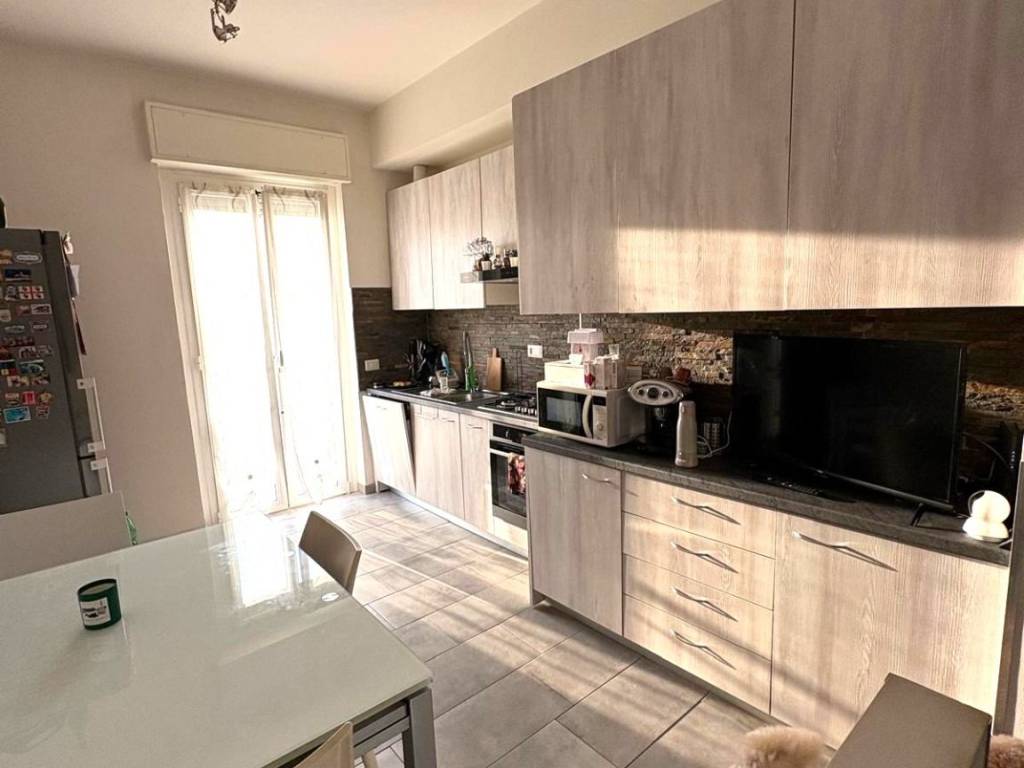 Appartamento a Cesano boscone in Via Pasubio, 8 - Foto 3