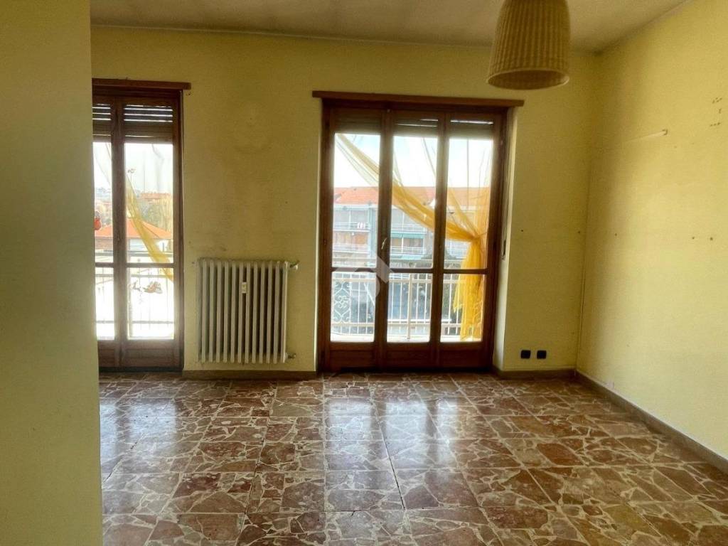Appartamento a Moncalieri in Via cattaneo, 5 - Foto 5