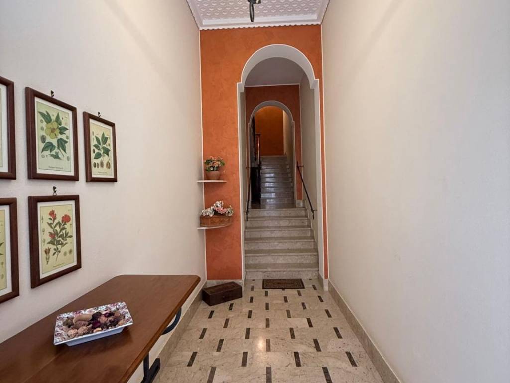 Casa indipendente a Bagheria in Via Palagonia - Foto 2