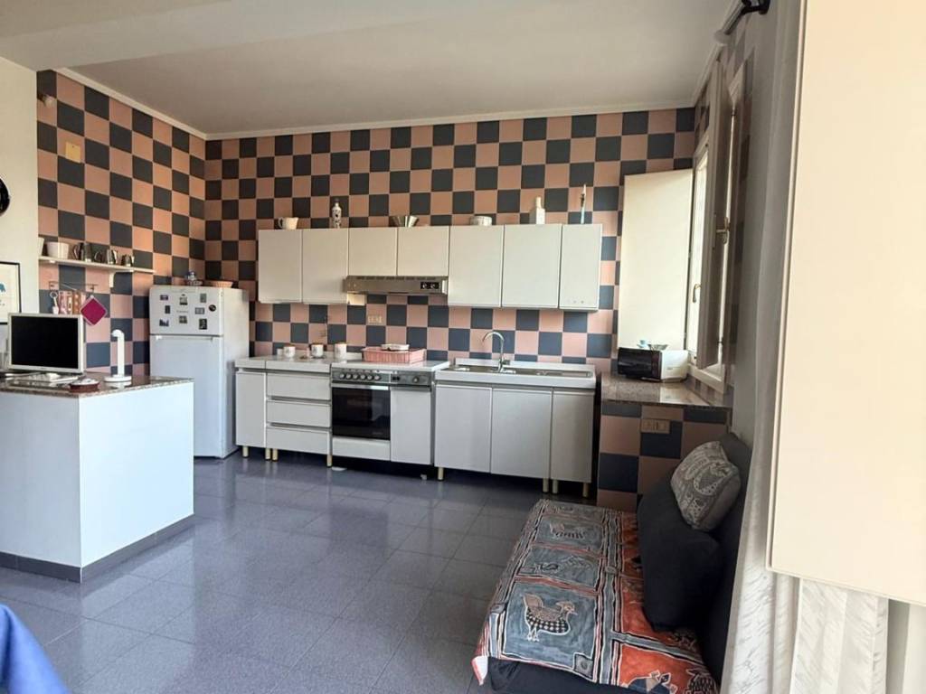 Casa indipendente a Bagheria in Via Palagonia - Foto 5