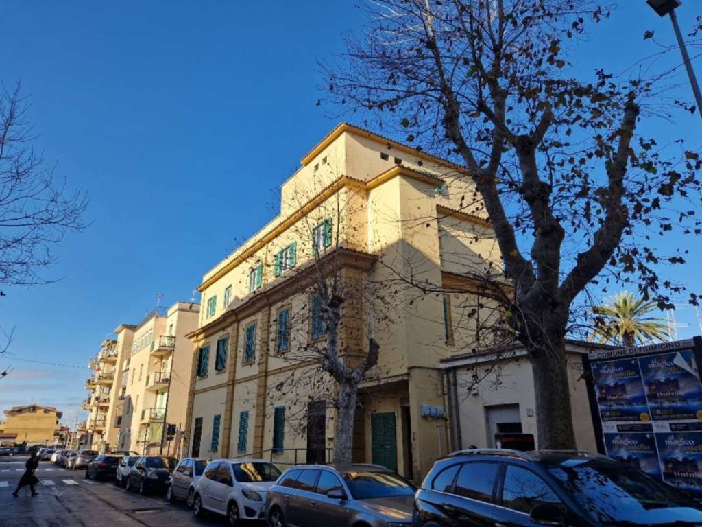 Immobile a Fiumicino in via via del Porto di Claudio 1-3 - Foto 2