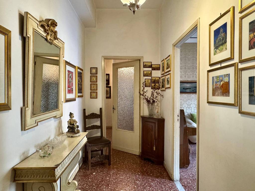 Appartamento a Catania in Viale Jonio - Foto 2