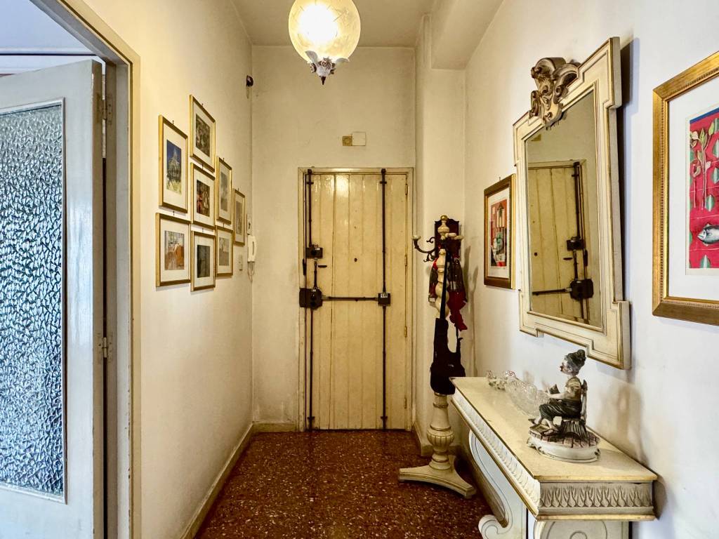 Appartamento a Catania in Viale Jonio - Foto 3