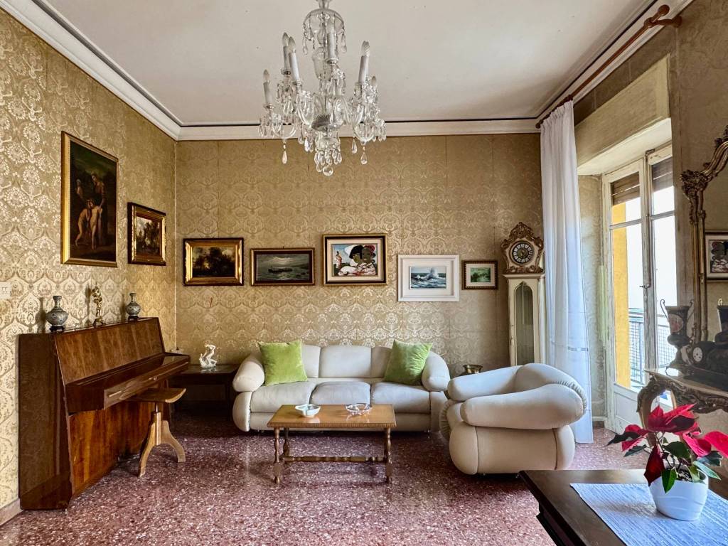 Appartamento a Catania in Viale Jonio - Foto 4