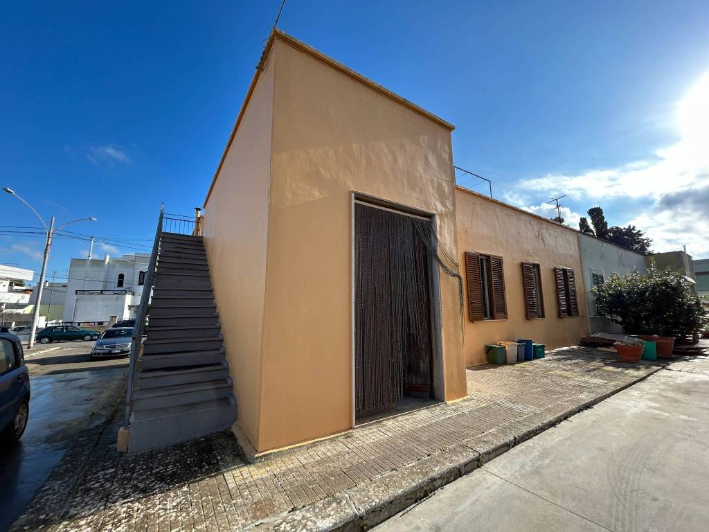 Casa indipendente a Sannicola in Via degli Studenti - Foto 3