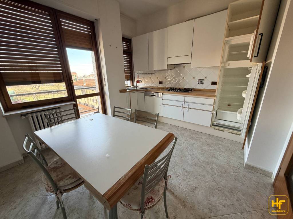Appartamento a Ciriè in Via Rivette, 31 - Foto 4
