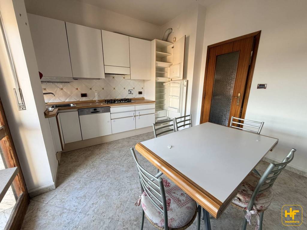 Appartamento a Ciriè in Via Rivette, 31 - Foto 5