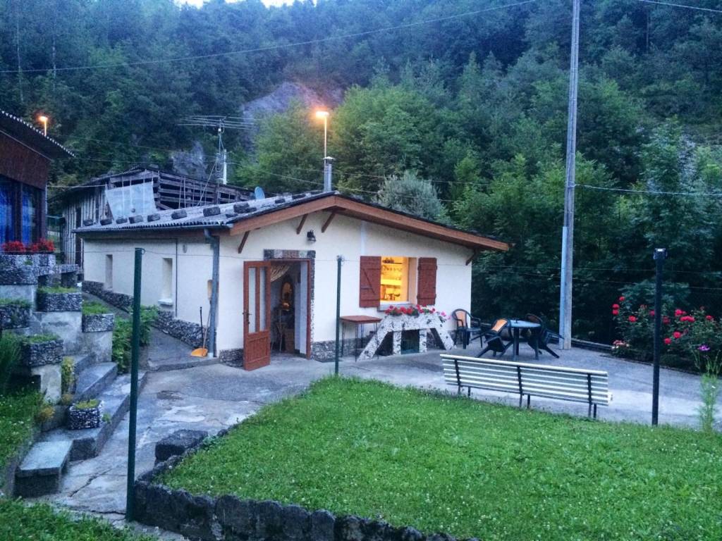 Villa a Clusone in Via Sotto Ne' - Foto 3