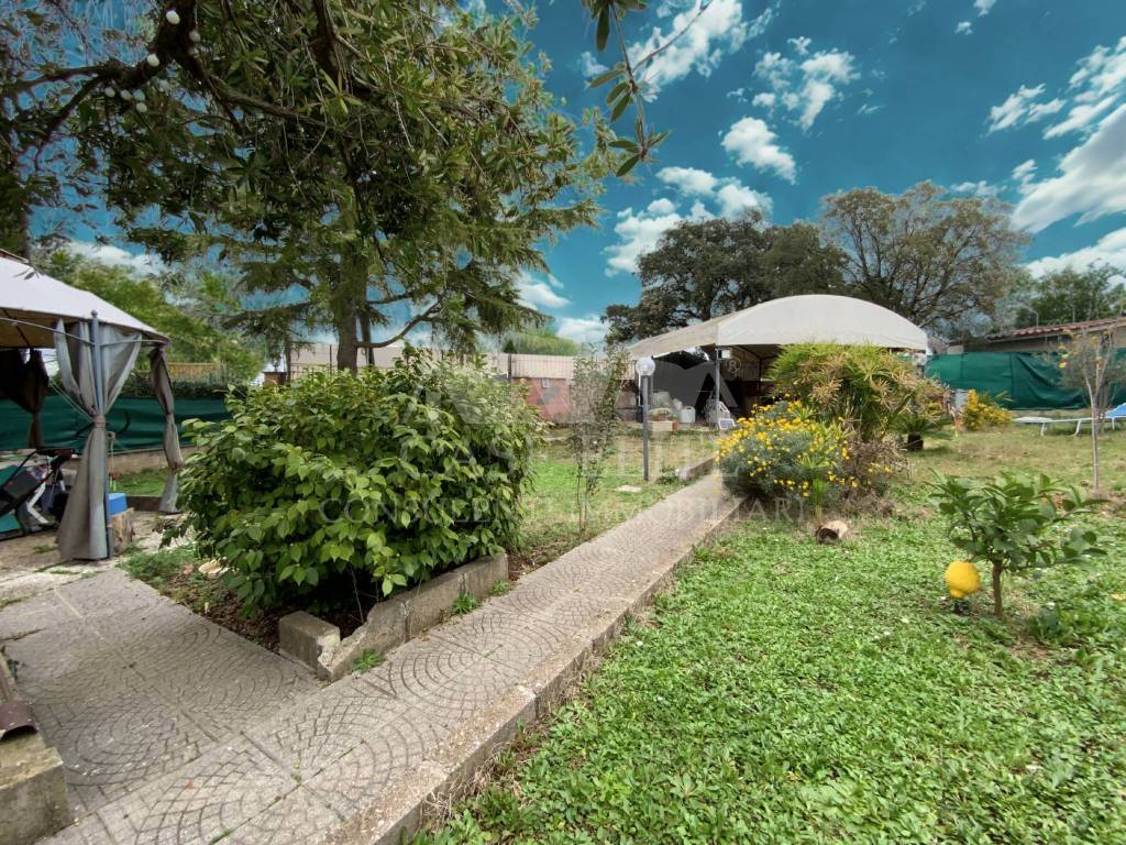 Appartamento a Ardea in Via Montagnano, 54 - Foto 5