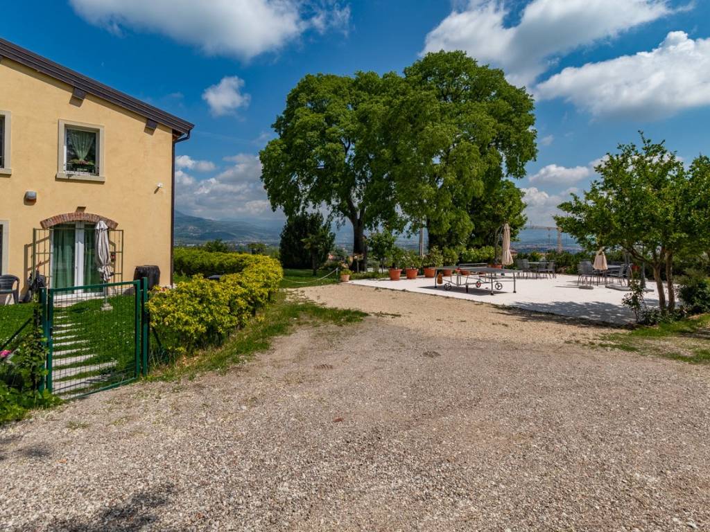 Appartamento a Bussolengo in Via Aurora - Foto 2