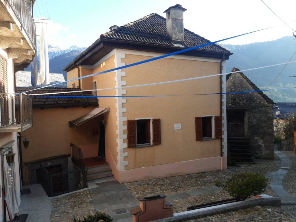 Casa indipendente a Re in Piazza Fontana - Foto 3