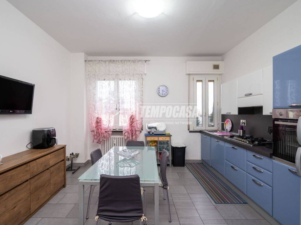 Appartamento a Reggio emilia in Via Fratelli Cervi - Foto 2