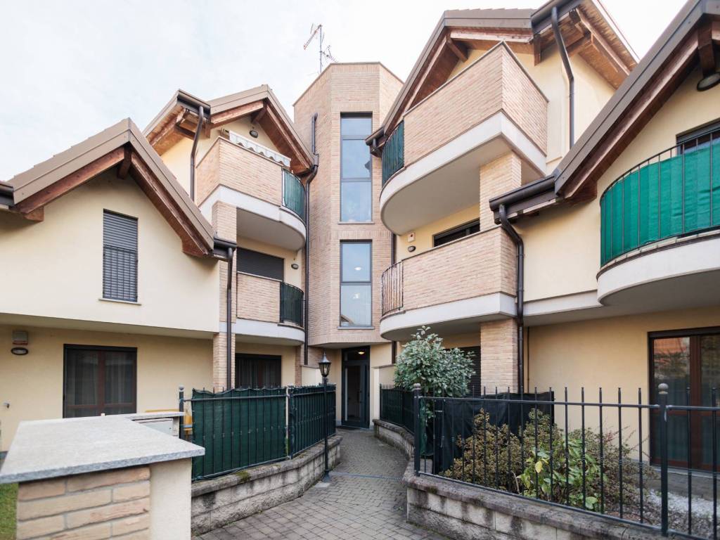 Appartamento a Origgio in Via Sant'Ambrogio - Foto 2