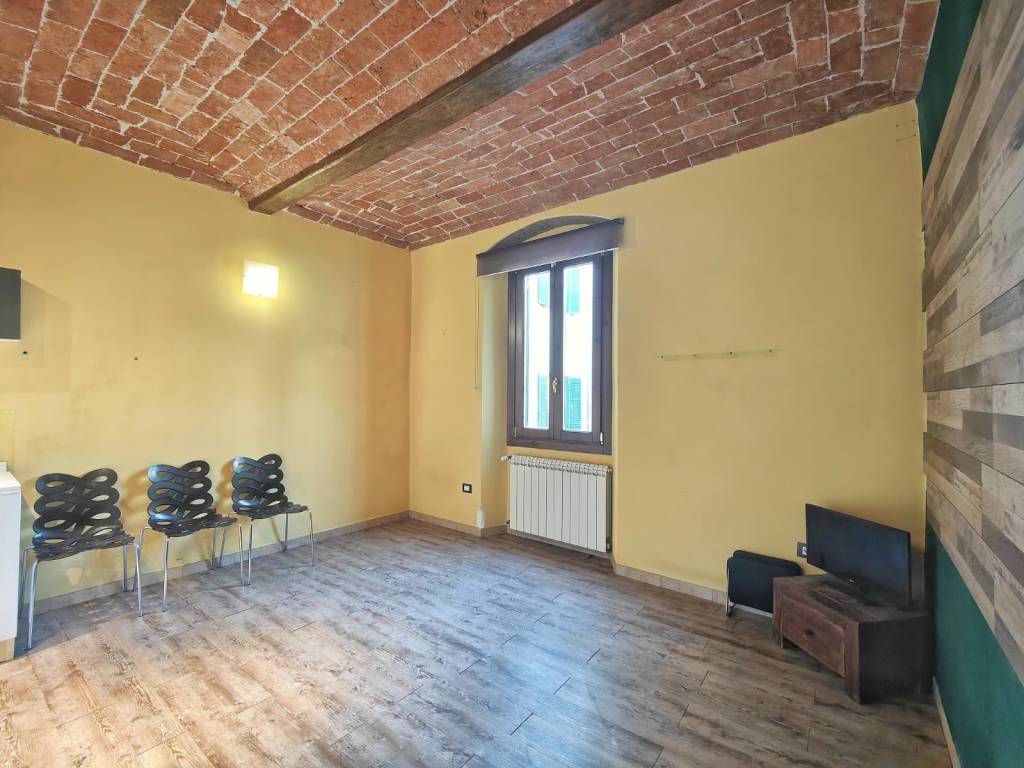 Appartamento a Prato in Via Don Giuseppe Arcangeli - Foto 3