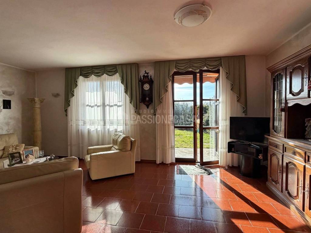 Villetta a schiera a Calenzano in Via della Muriccia - Foto 2