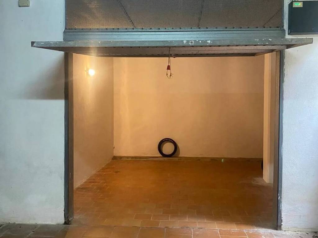 Box / garage a Loano in Strada Statale 1, 120 - Foto 3