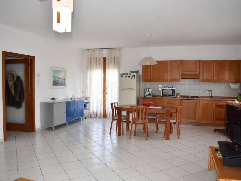 Appartamento a Gambassi terme in A. Del Sarto - Foto 2