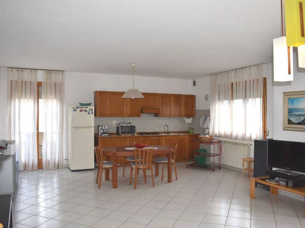 Appartamento a Gambassi terme in A. Del Sarto - Foto 4