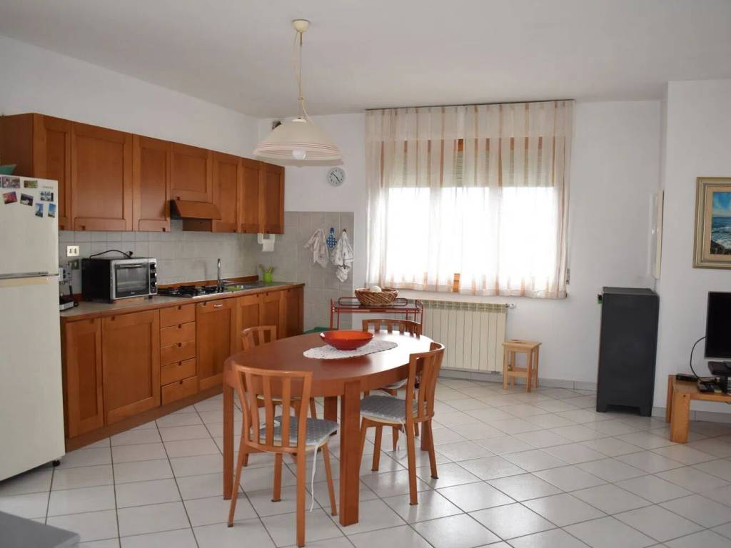 Appartamento a Gambassi terme in A. Del Sarto - Foto 5