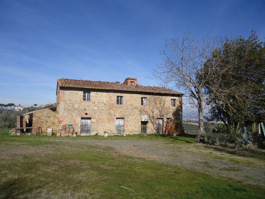 Rustico / casale a Gambassi terme in Via Franchi - Foto 2