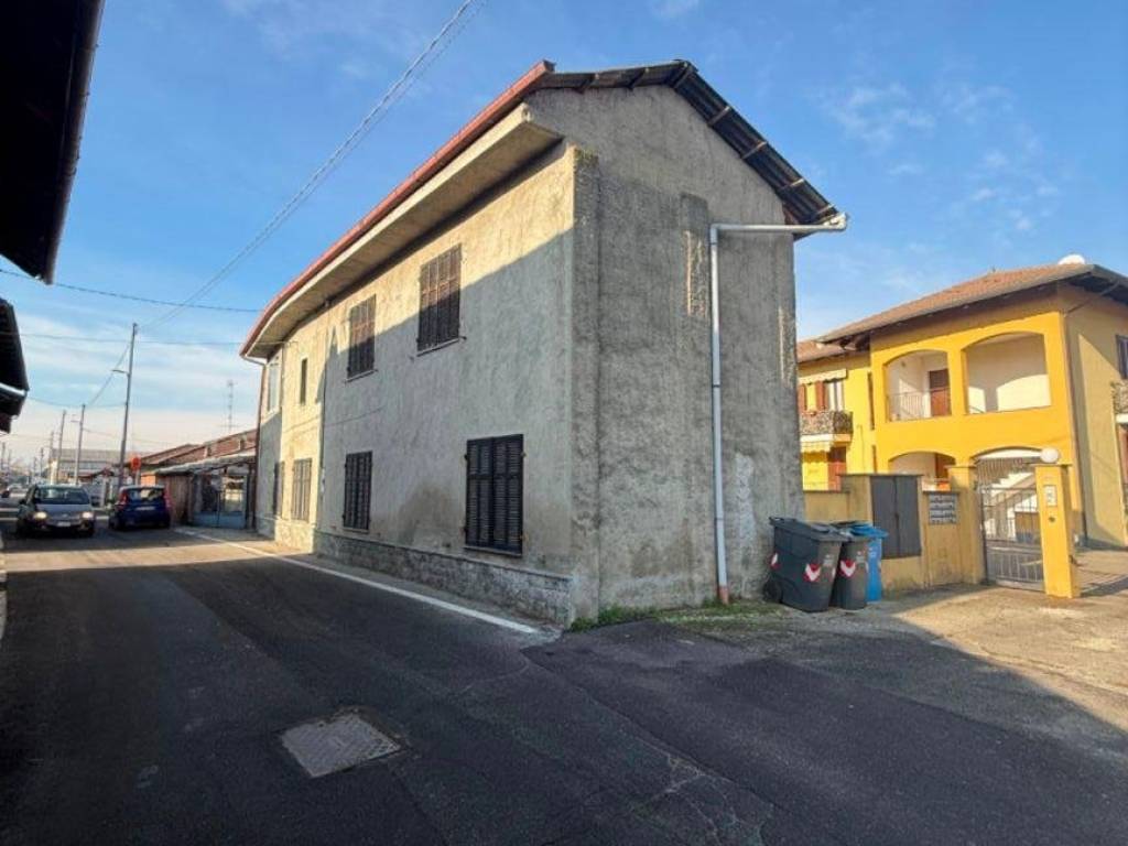 Casa indipendente a Crescentino in Via Gioacchino Rossini, 14 - Foto 2