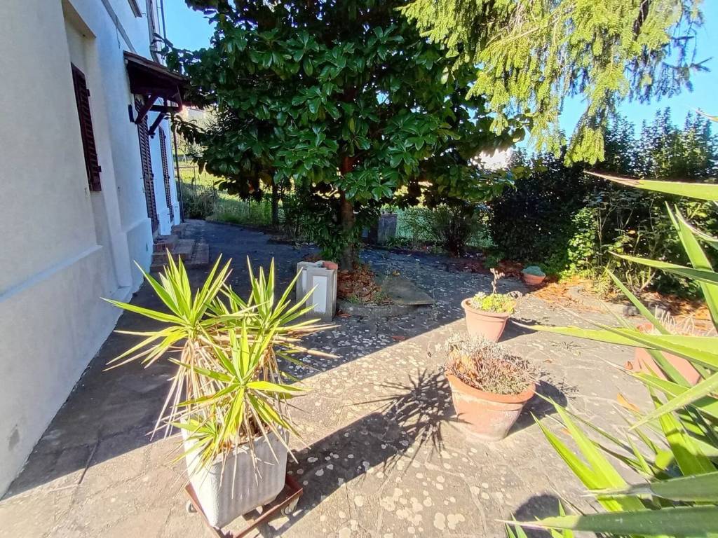 Villa a Gambassi terme in Via Giuseppe Garibaldi - Foto 2