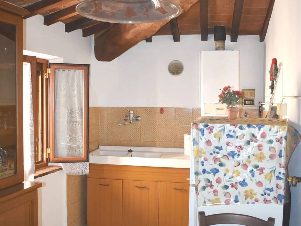 Appartamento a Gambassi terme in Via Dello Spedale - Foto 3
