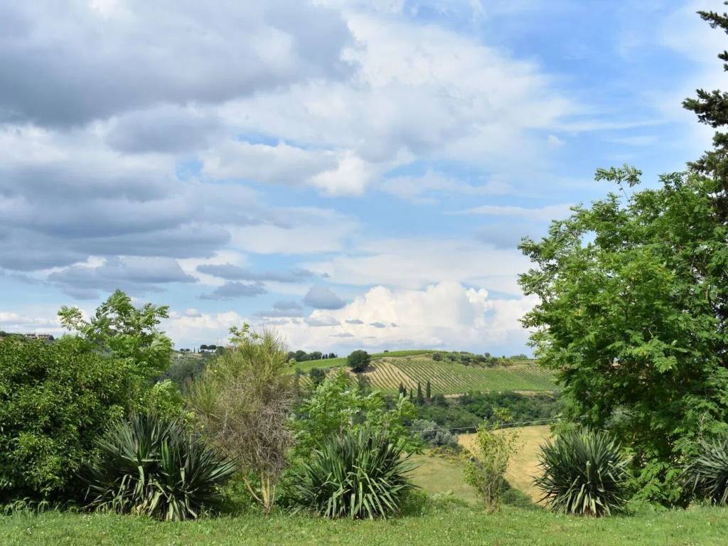 Appartamento a Gambassi terme in Strada Provinciale Certaldese Ii - Foto 2