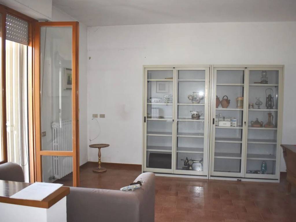 Appartamento a Gambassi terme in Via Galileo Galilei - Foto 3