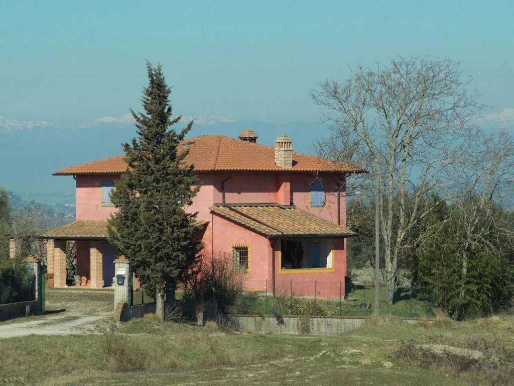 Rustico / casale a Gambassi terme in Via Catignano - Foto 2