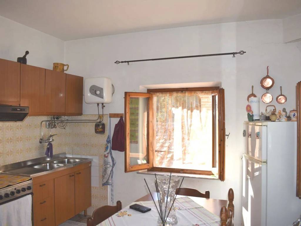 Appartamento a Gambassi terme in Via Volterrana - Foto 2