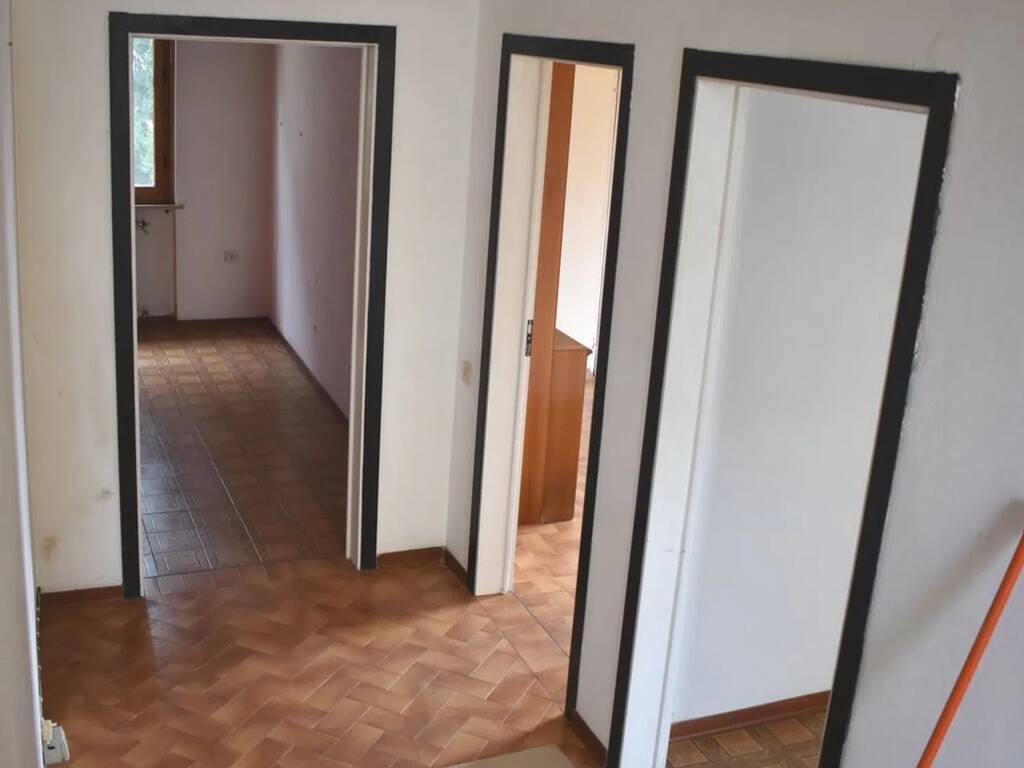 Appartamento a Gambassi terme in Strada Provinciale 4 Volterrana - Foto 2